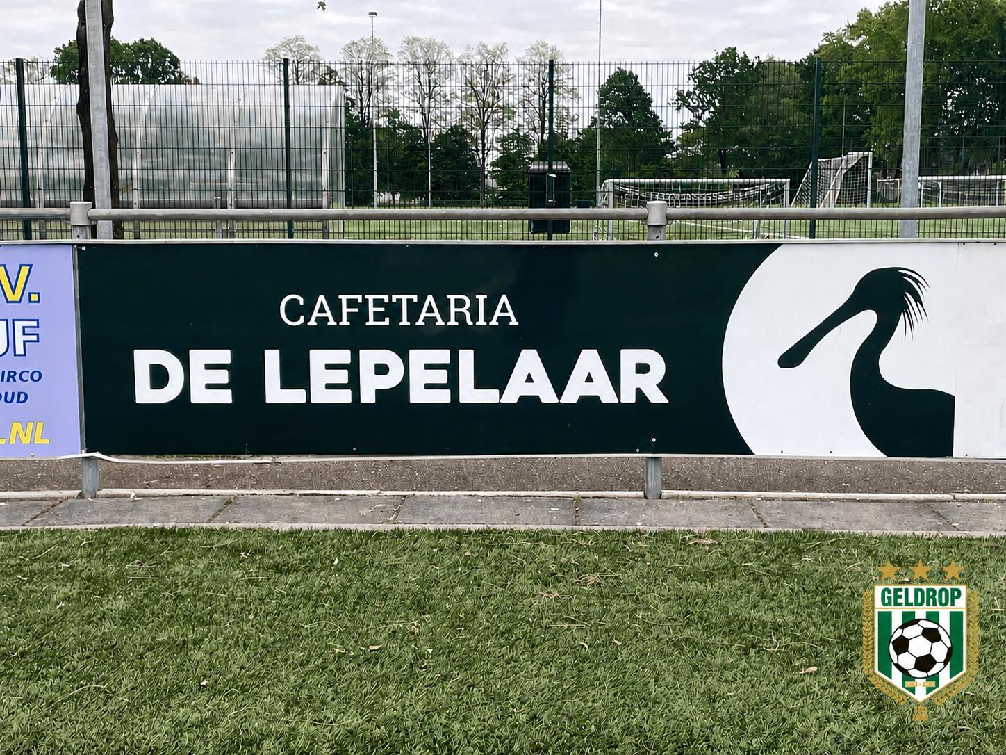 Een hartelijk welkom aan onze nieuwe bordsponsor: Cafetaria De Lepelaar